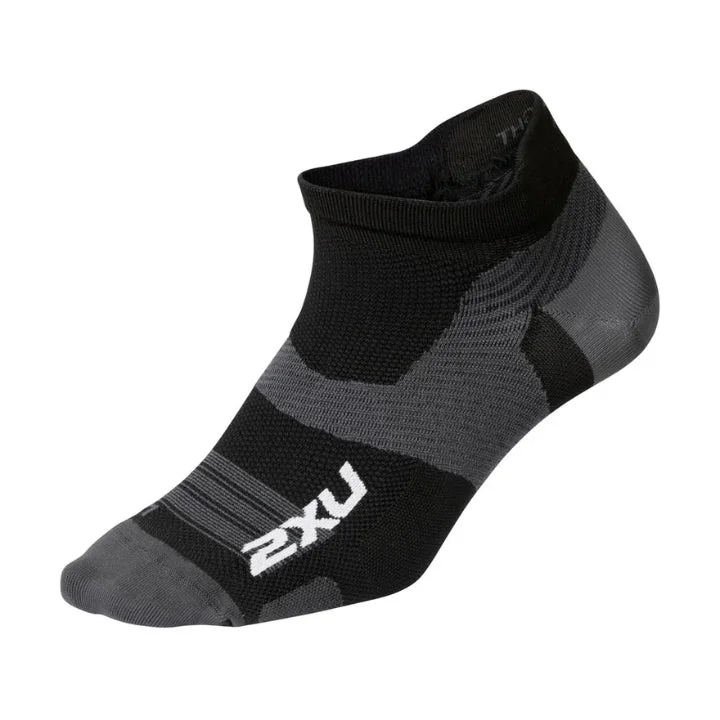 2XU UA7027E Vectr Ultralight No Show Socks